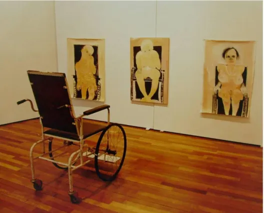 Figura 9 (A-B) - Adriana Maria dos Santos – Molduras do Corpo Mutilado – Instalação – Museu da Imagem e  do Som Fpolis/SC – 2000 