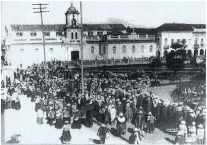 Fig. 1. The demonstration on 28 April, 1925 in Cuenca before the riot. Photo: Manuel Jes´us Serrano