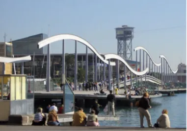 Figure 3. View of the bridge built in Barcelona to cross the old port on foot and reach some facilities.