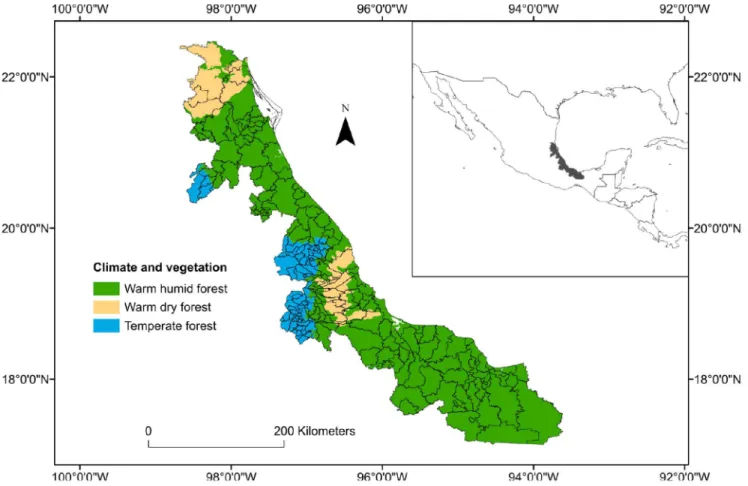 Figure 1. Climate, vegetation and topography of study area (Veracruz, Mexico). Black lines represent municipalities.