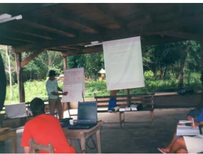 Foto 2: Moradores da FLONA Tapajós participando de curso de Manejo Florestal Comunitário  promovido pelo ProManejo/IBAMA