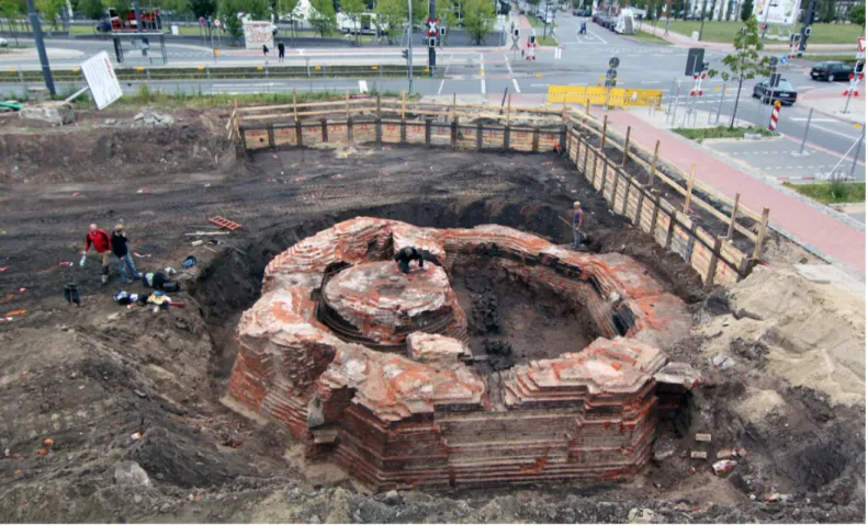 Fig. 1. The Bremen oil mill during excavation  in 2012 (photo: D. Bischop, State Archaeology  Bremen)