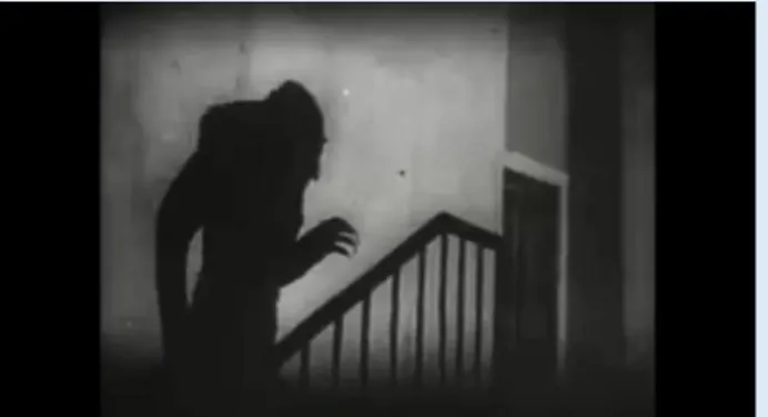 Figura 1.2: Conde Orlok subindo as escadas em direção ao quarto de Ellen Hutter 
