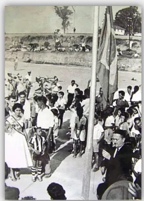 Fig. 8: Hasteamento da bandeira durante festival do Alvorada   Futebol Clube, anos 1950
