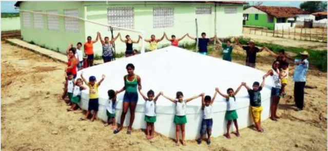 Figura 9 - Primeira cisterna implementada ao abrigo do Programa Cisternas nas Escolas, na  escola Nova Russas em Ceára (Brasil), Fonte: www.brasil.gov.br 