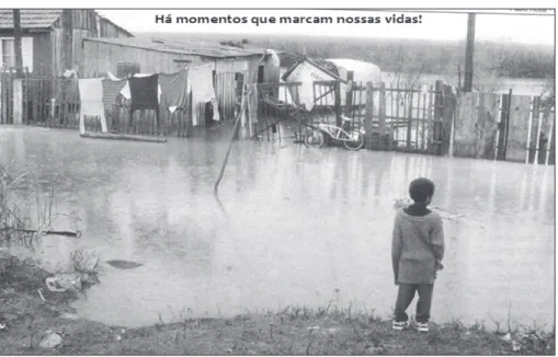 Figura 2: Menina Karina olhando com tristeza a inundação no seu barraco