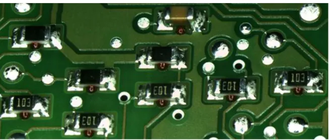 Figure 2.3 - SMD components fixed with an adhesive on the face B of the PCB. 