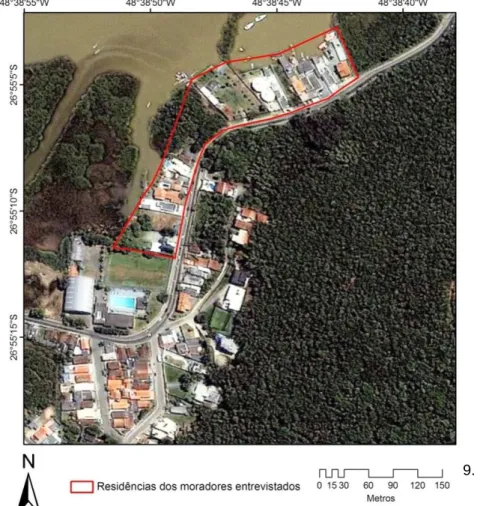 Figura  5. Delimitação em vermelho das residências dos moradores entrevistados nas  margens do estuário do Saco da Fazenda