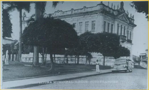 Figura 1 – Palácio Marquês de Paranaguá, Praça J. J. Seabra. 