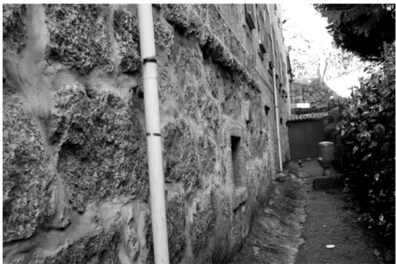 Fig. 27: Fachada sudoeste do convento com uma diferença de estereotomia. 