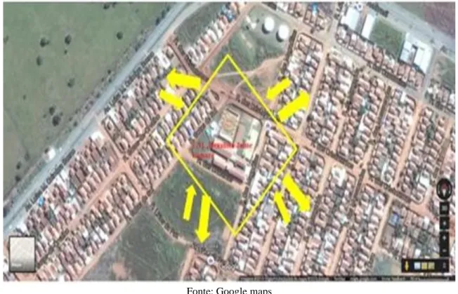 Figura 2:  Vista aérea do assentamento urbano formal em estudo e a escola como espaço geográfico de fluxo e rede  social das drogas (espacialização da droga) 