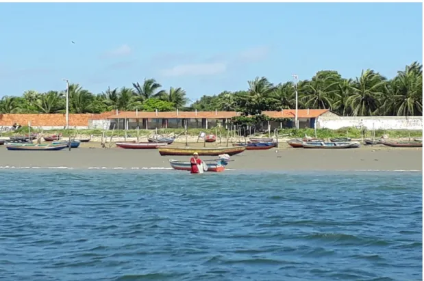 Figura 4 – Pescador artesanal no rio Coreaú, bairro Coqueiros.  