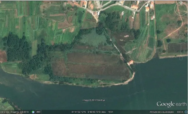 Figura  15:  Imagem aérea obtida a partir do programa de uso livre  Google earth  com representação da  zona correspondente às Salinas de Stª Marta de Portuzelo.
