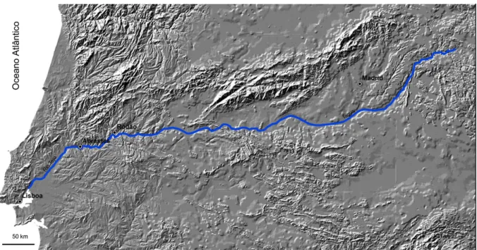 Figura 1. Modelo digital de terreno (dados altimétricos do SRTM v4) da região atravessada pelo rio Tejo, na  Península Ibérica, até à foz no Oceano Atlântico (1.076 km)