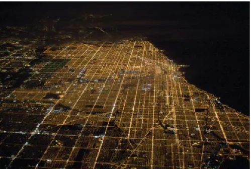 Figura 25  Foto nocturna aérea da cidade de 
