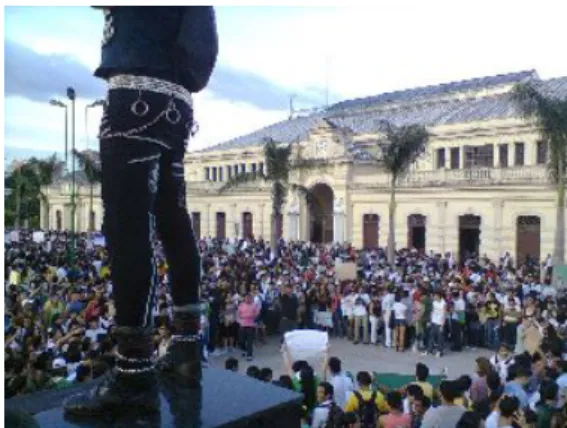 Figura 2 - concentração em frente ao Mercado de São Brás.  