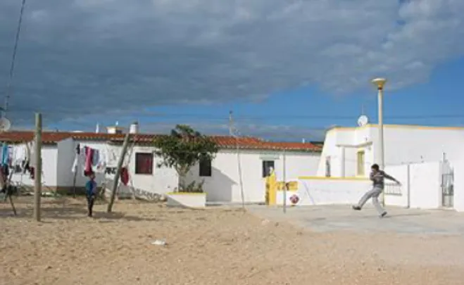 Fig. 14 - Bairro S. Vitor, Porto. 