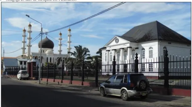 Foto 1 – Sinagoga ao lado de mesquita em Paramaribo 