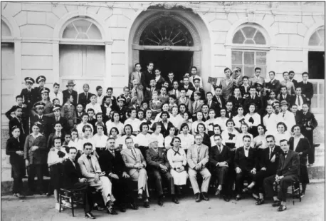 Figura 4: Professores e Alunos da primeira turma em 1934. 