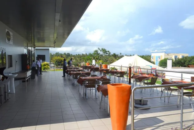Figura 2: Restaurante implantado numa área verde da cidade de Nampula Fonte: Tuarique Salimo (2016).
