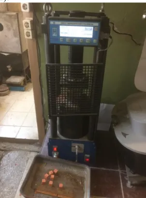 Figure 3.2. - Testing of ceramic samples in the press SGP - 500MG4A 