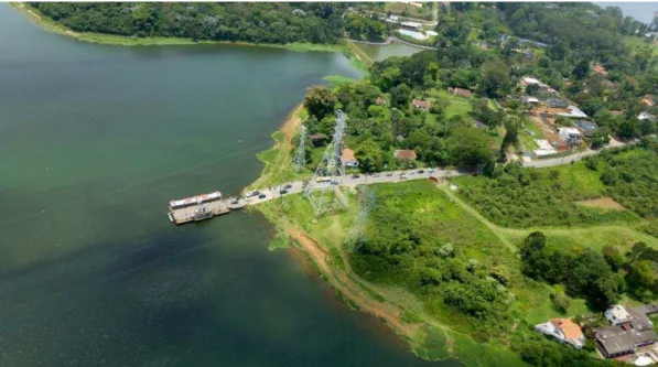 Figura 3 - Vista aérea da Ilha do Bororé com destaque para a 1ª Balsa na Represa Billings