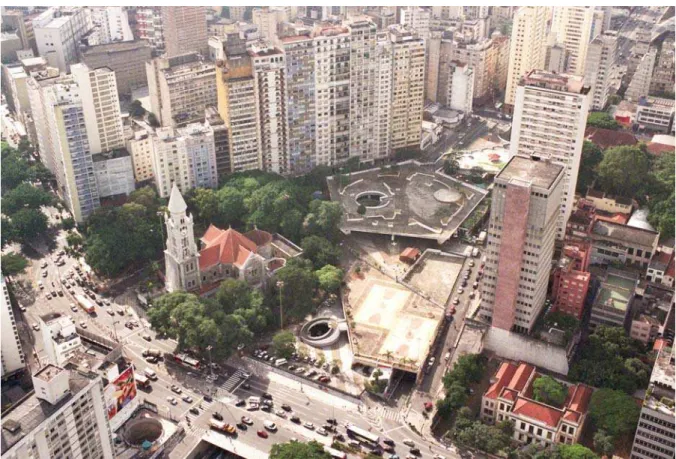Fig 1 - Fotografia aérea do perímetro da Praça Franklin Delano Roosevelt  