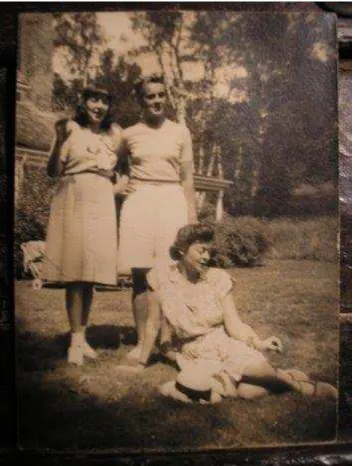 Figura 3: Bombal e suas irmãs, Loreto e Blanca. 