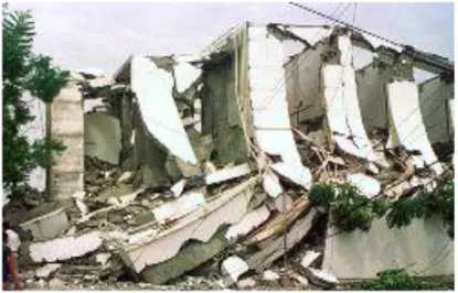 Figura 9. Terremoto 4 de agosto de 1998 en Bahía de Caráquez (Diario El Universo, 2003) 