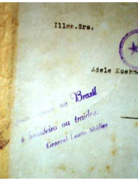 Figura 3.4 Carimbo do Ministério  da Guerra batido em envelopes de  carta. 
