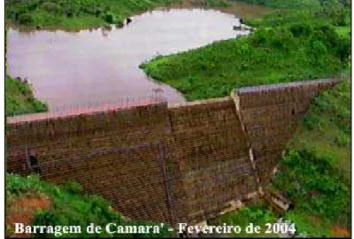 Figura 5.3: Primeiro enchimento do lago da barragem de Camará. (Fotos: CRUZ,  MELLO et al., 2004)