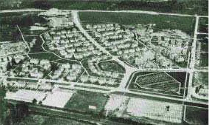 Figura 2.5: Radburn - Vista aérea de trecho de Radburn, em 1930. Fonte; Newton (1971:370)