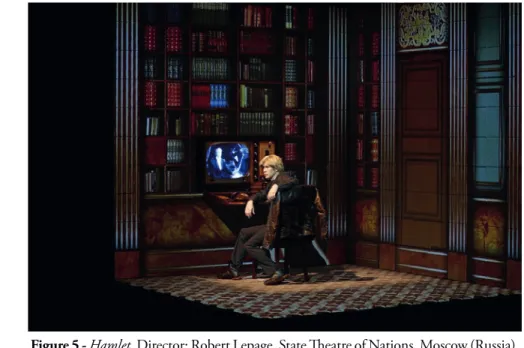 Figure 5 - Hamlet. Director: Robert Lepage. State Theatre of Nations, Moscow (Russia)