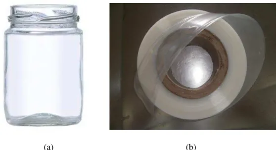 Figura  7  - Embalagens utilizadas: (a) Potes de vidro e (b) Tripa artificial plástica termo  retrátil a base de poliamida