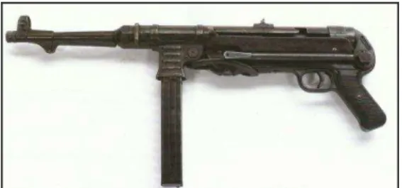 Figura nº 24 - Pistola-Metralhadora MP 40   Fonte: Suermondt, 2004, p.127 