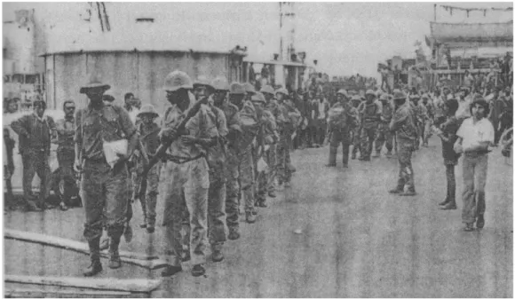 Figura nº3  –  Guerrilheiros da FRELIMO em Lourenço Marques  Fonte: (Bat.Caç.1891, 2015)