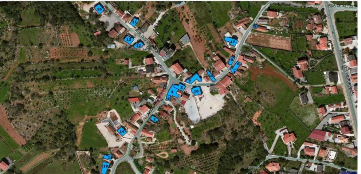 Figura A1 – Área de estudo com identificação das edificações analisadas  [Bing Aerial with labels-QGIS 2.2]