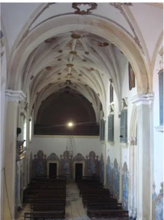 Fig. 2 Perspectiva da nave da Igreja do Mosteiro de São Bento de Cástris (fotografia da autora 2014)