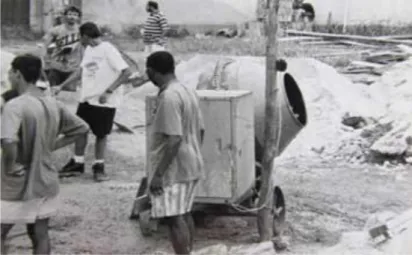 Figura 1. Foto da construção da primeira sede da Casa de Apoio de Contagem 