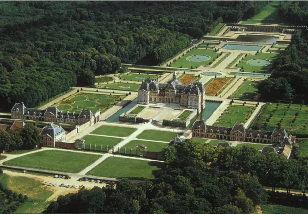 Figura 2 - Vista para os jardins Vaux Le Vicomte e sua envolvente. (Fonte: endereço eletrónico no índice de  referências iconográficas pg.61)