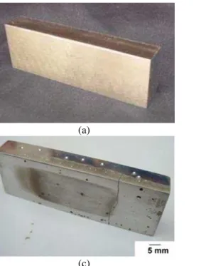 Figura 9: Imágenes para análisis de grietas superficiales: (a) Fotografía de una muestra con soldadura antes de los  ensayos  de  desgaste,  (b)  imagen  SEM  microgrietas  y  riscos  en  la  región  de  ensayos  de  desgaste,  (c)  imagen  de  muestra  ob
