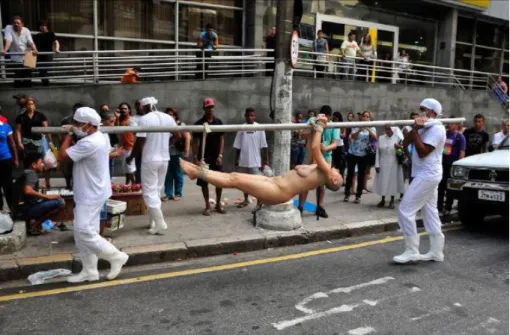 Figura 1 - Performance “Sem título” ou “Limite Zero” (2011), de Berna Reale.