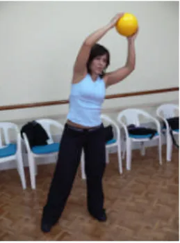 Fig. 7. Agachamento – extensão com bola