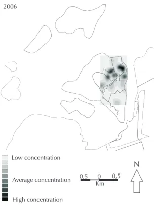 Figura  4.  Kernel  estimation  of  dengue  cases  distribution  according to periods and census tracts in the district of Ilha  da Conceição