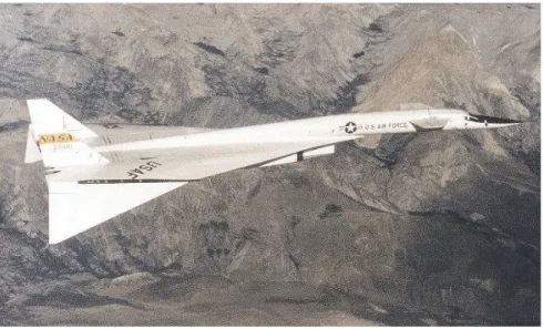 Figure 1-5: Valkyre XB-70 with rotating wingtips