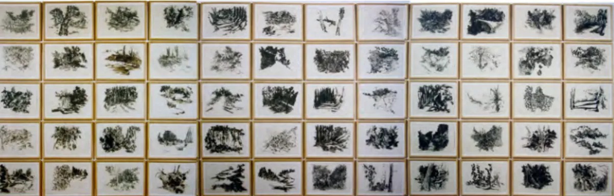 Fig. 17 – O Ecrã no Peito (1999) 60 desenhos, 50x35 cm cada, carvão  s/papel, João Queiroz