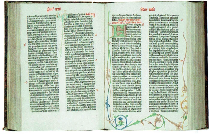 Figura 4 Páginas 146 e 147 da Bíblia de  Gutenberg (Meggs &amp; Purvis, 2012).