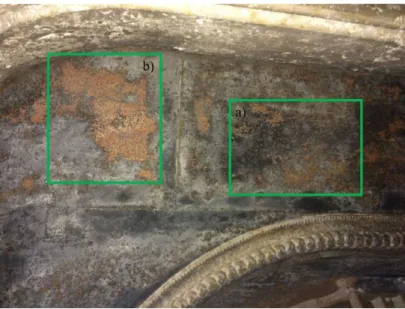 Figura 3.6 – Corrosão intersticial nas zonas assinaladas num elemento metálico de um varandim no  Palácio da Rosa 