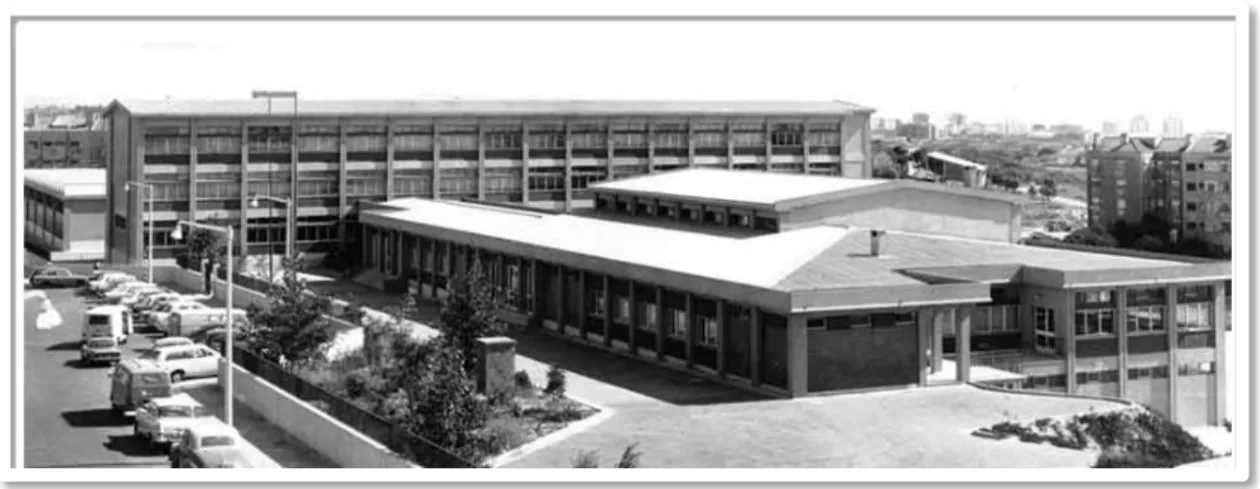 Figura 3. Fotografia do edifico da Escola de Artes Decorativas de António Arroio concluído  em 1970
