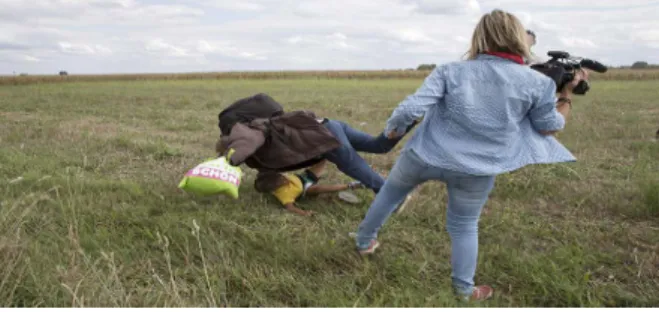 Figura  4  -  Imagem  consternadora:  rasteira  de  Petra  Laszlo  em  refugiado  com  criança 20
